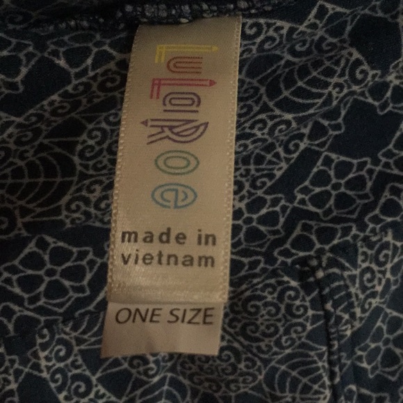 One size lularoe leggings - Picture 2 of 3